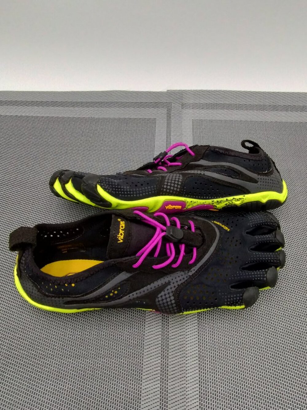 Vibram V-Run Five Fingers Ladies Running/Trail Shoes Size 8.5-9/EU40
